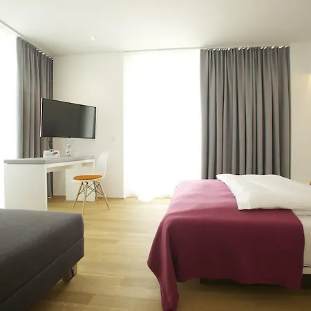Illertisser Hof 3*