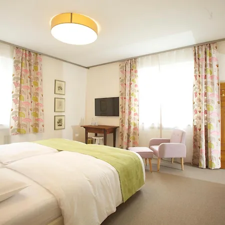 Illertisser Hof Hotell 3*